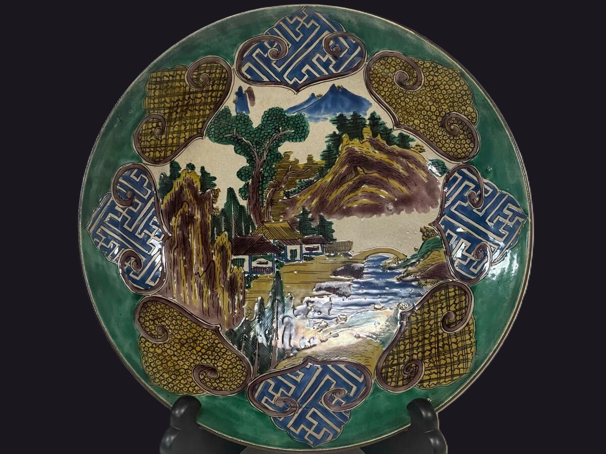 富山県で骨董品の整理・買取をお考えの方へ