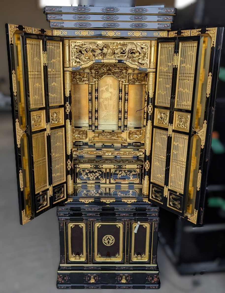 東日本・中日本・西日本に見る仏壇のかたち～富山県のご家庭でも知っておきたい地域性～